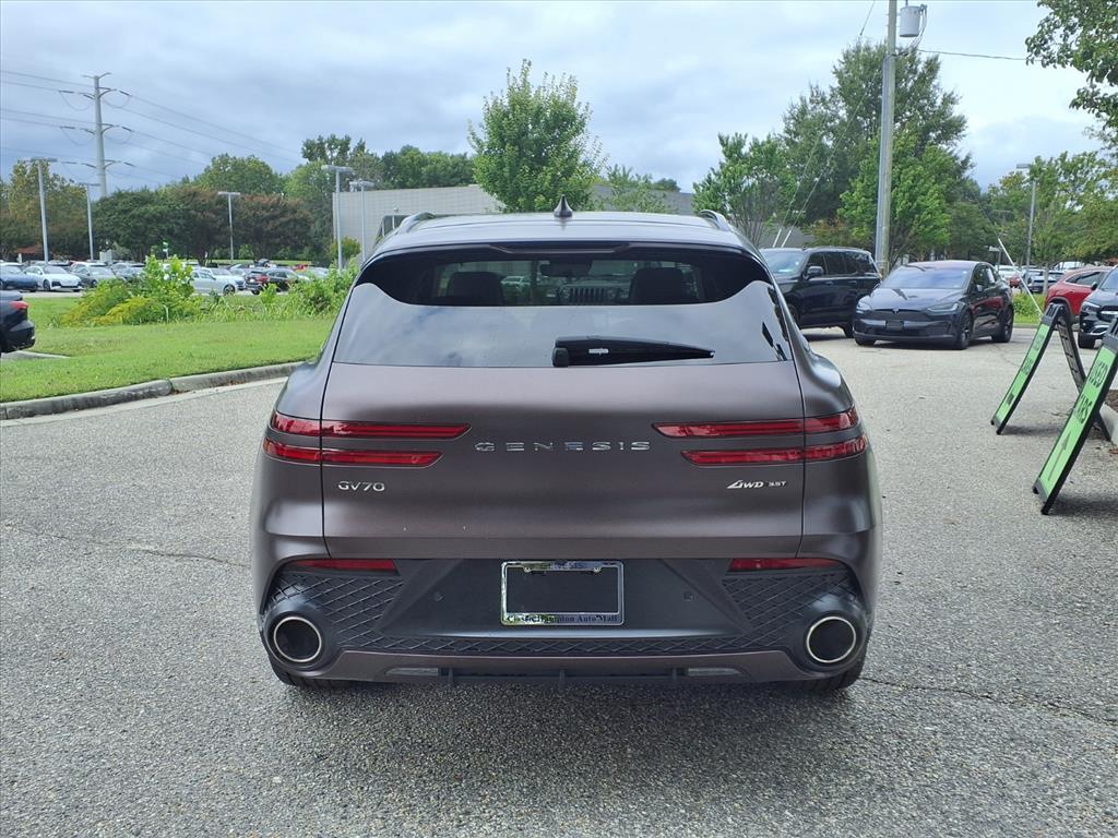 2022 Genesis GV70 3.5T Sport photo 7