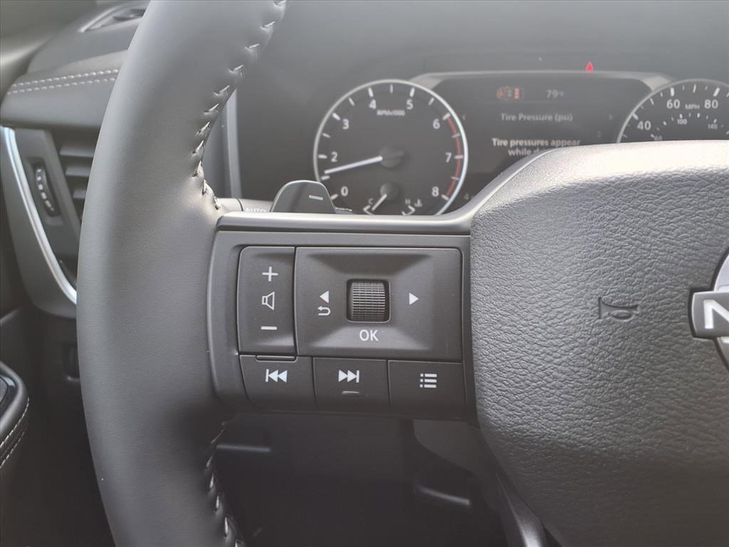 2026 Nissan Rogue SV photo 9