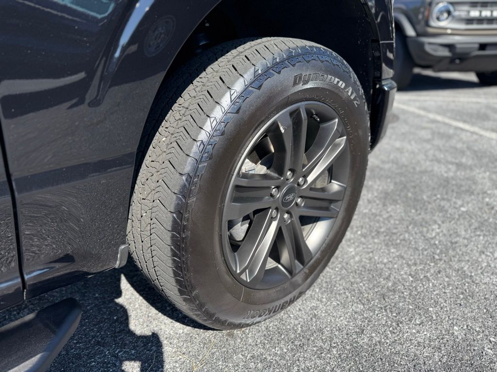 2022 Ford F-150 XLT photo 9