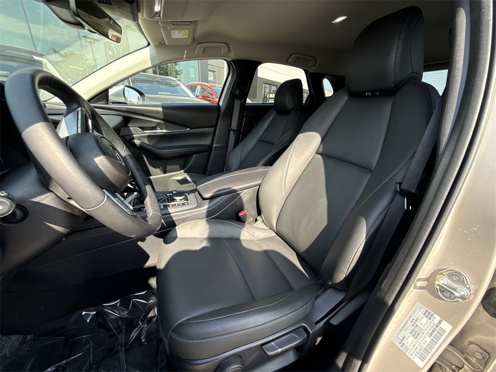 2022 Mazda CX-30 2.5 Select photo 11