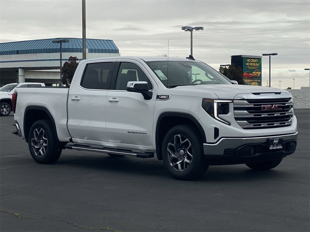 2026 Gmc Sierra 1500 SLE photo 3