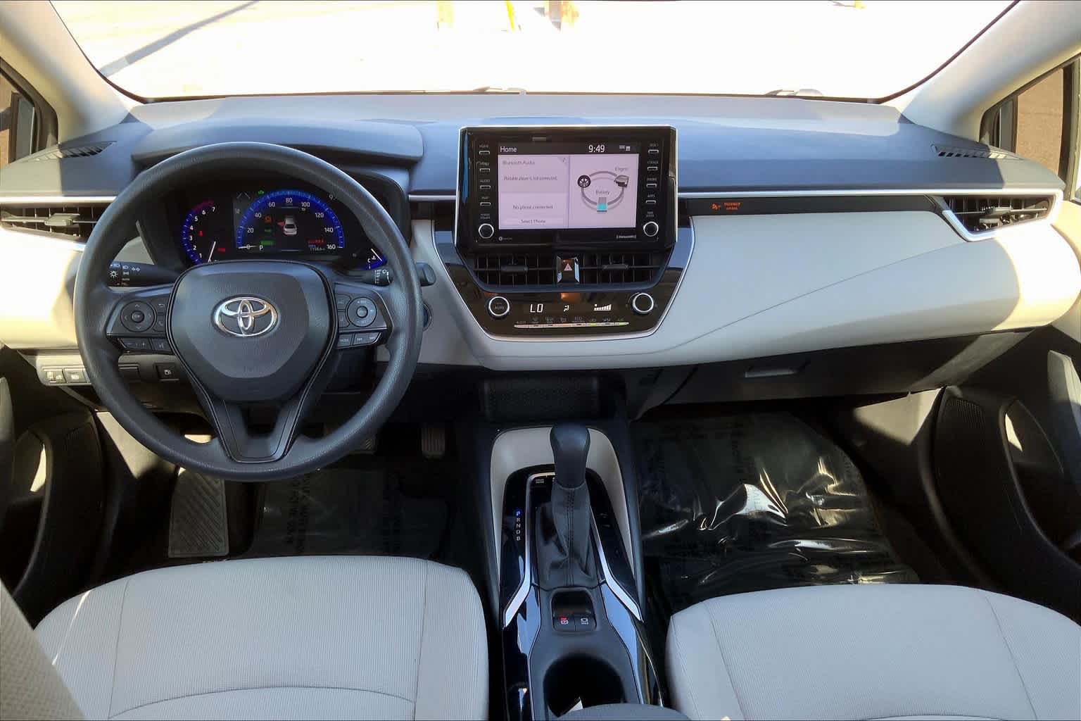 2021 Toyota Corolla Hybrid LE photo 14