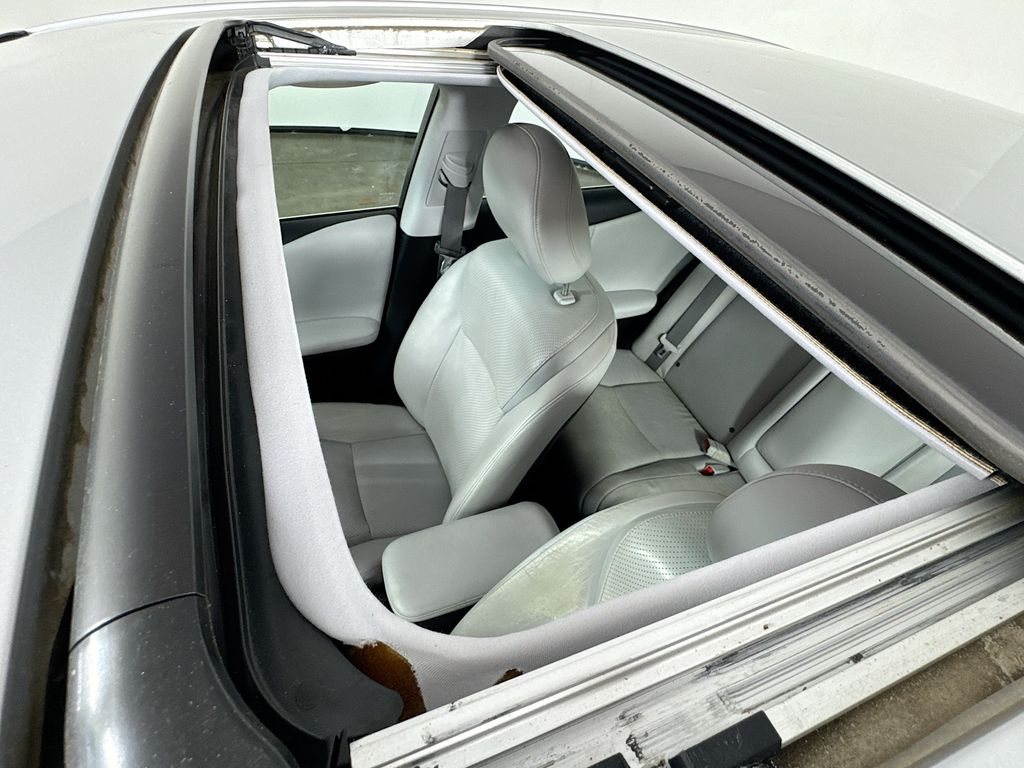 2010 Lexus HS 250h photo 23