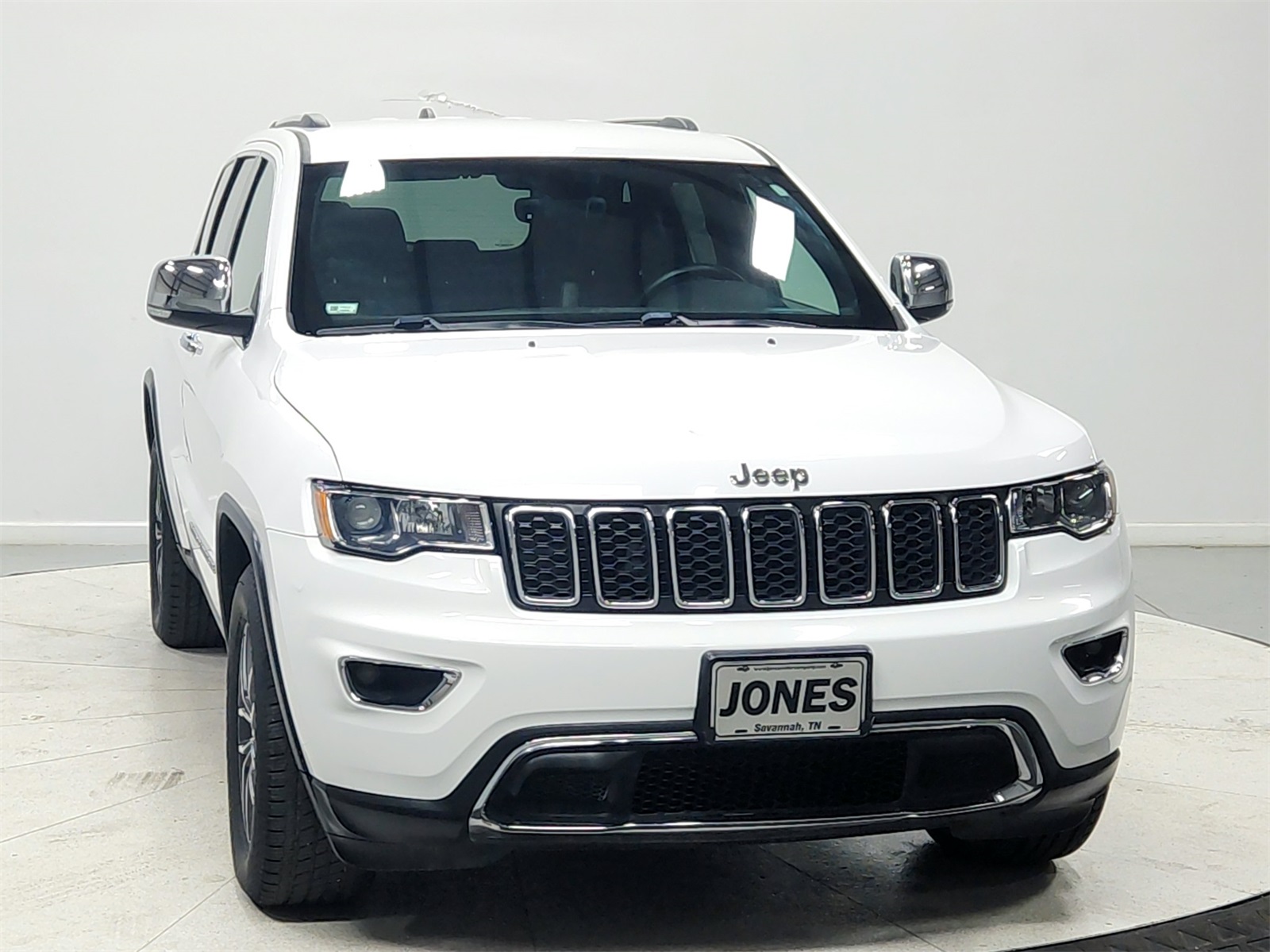2018 Jeep Grand Cherokee Limited photo 2