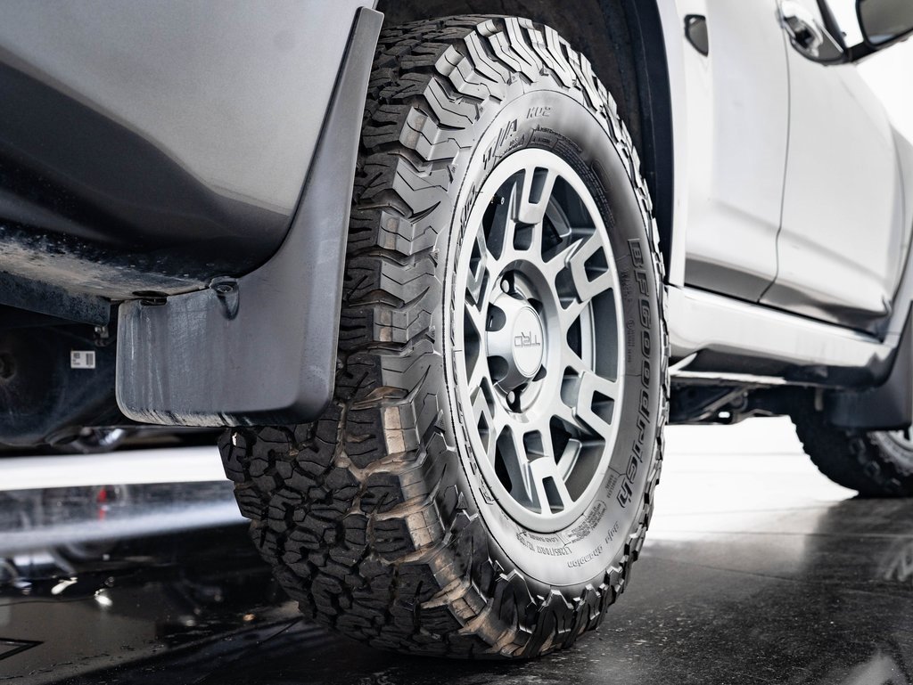 2022 Toyota 4Runner Limited photo 35