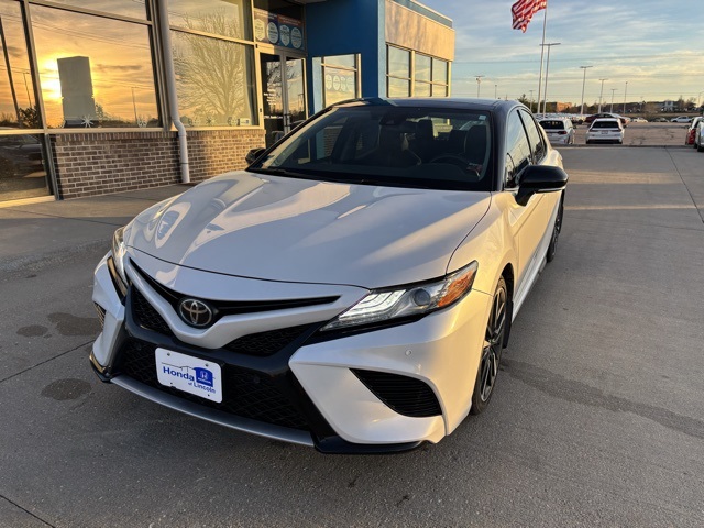 2018 Toyota Camry XSE's photo