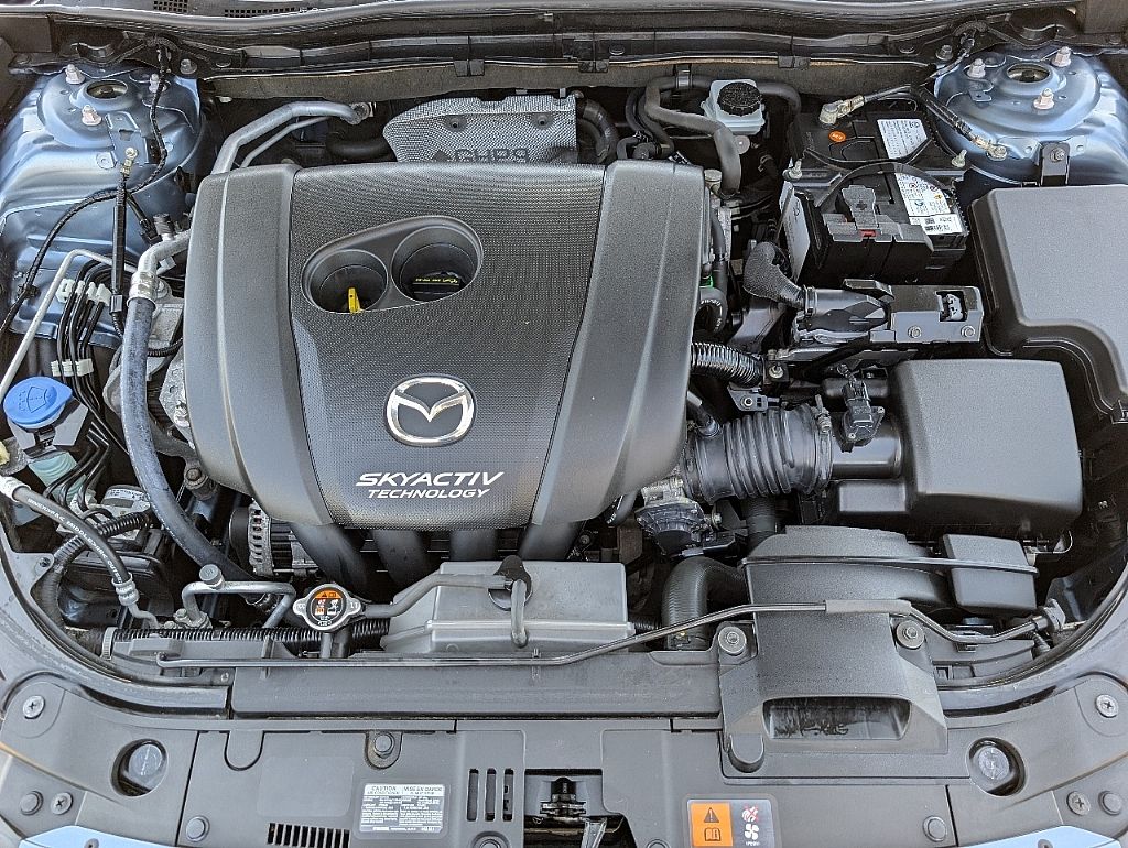 2015 Mazda Mazda3 s Grand Touring photo 12