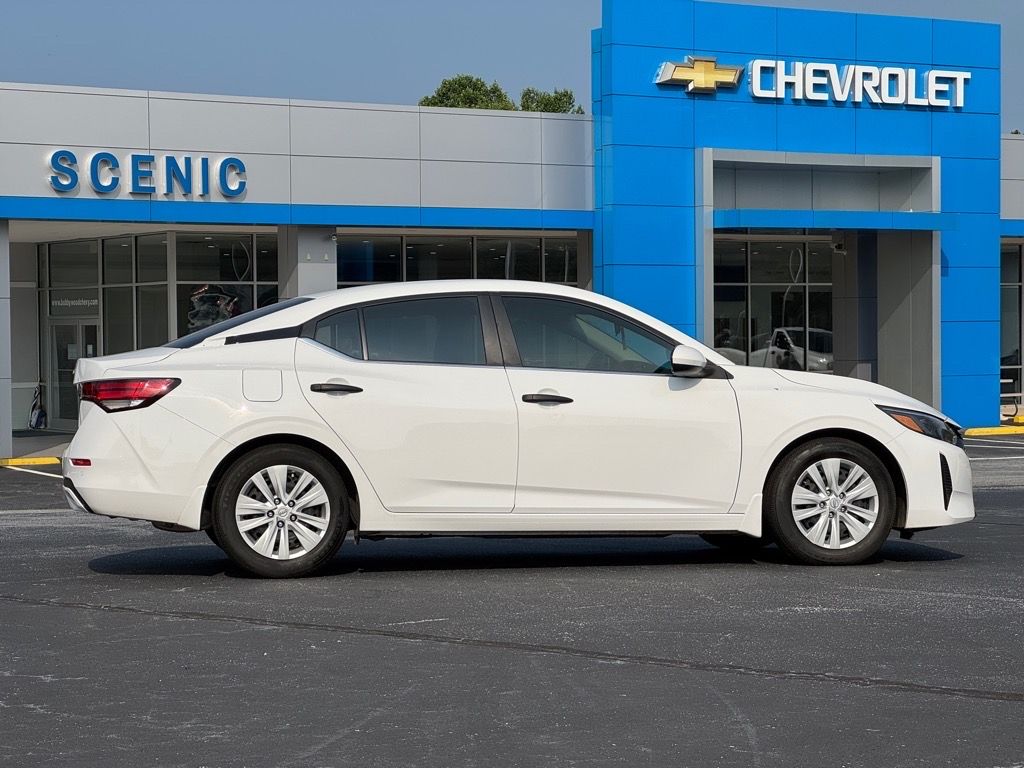 Used 2024 Nissan Sentra S with VIN 3N1AB8BV4RY200875 for sale in West Union, SC