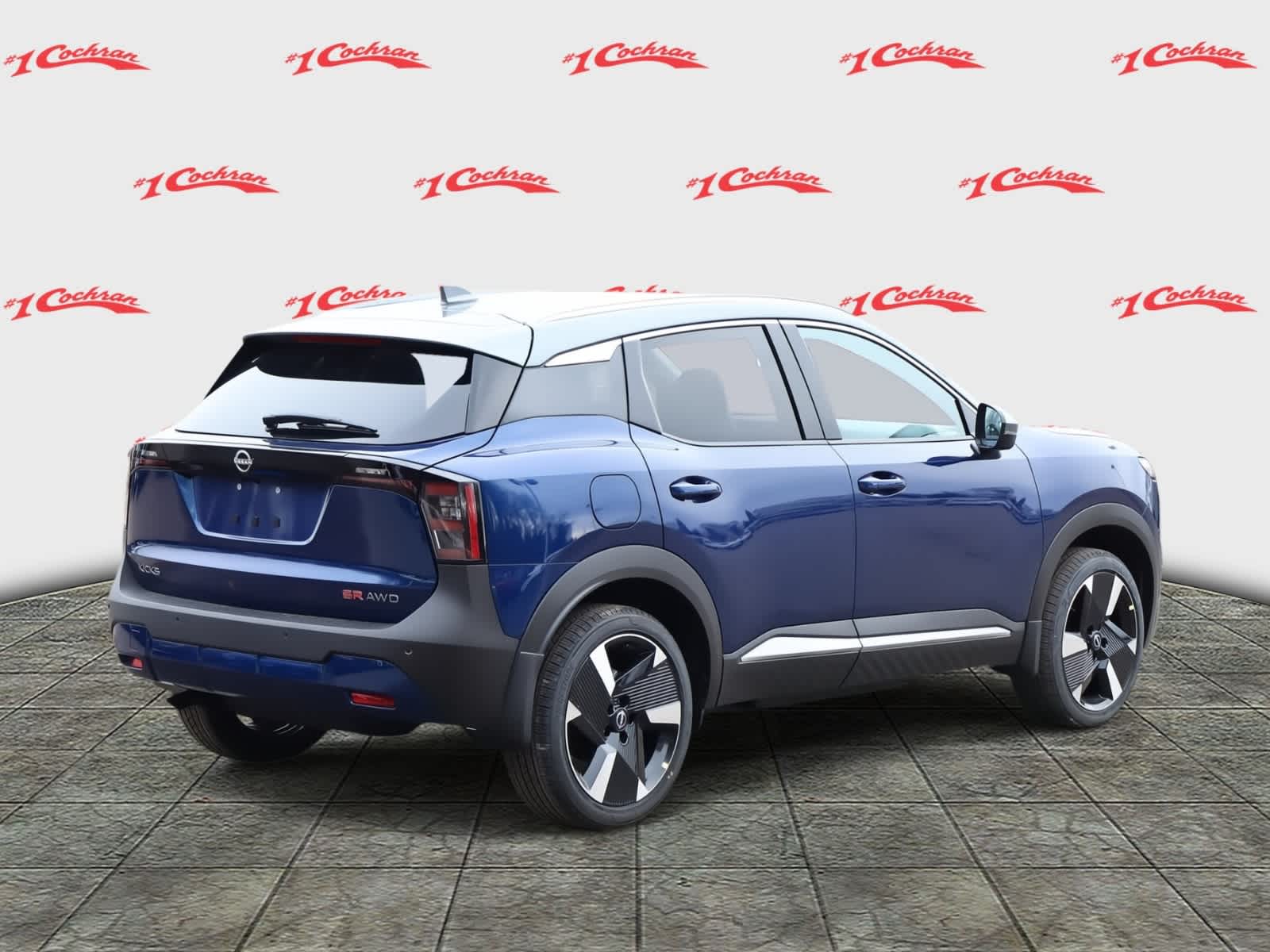 2025 Nissan Kicks SR photo 3