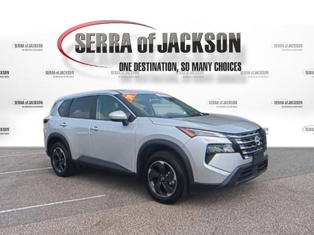 2024 Nissan Rogue SV photo 2
