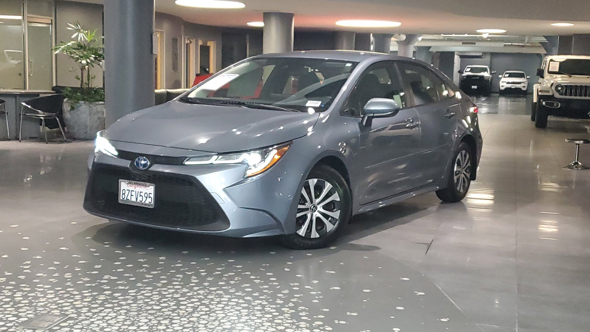 2022 Toyota Corolla Hybrid LE photo 30