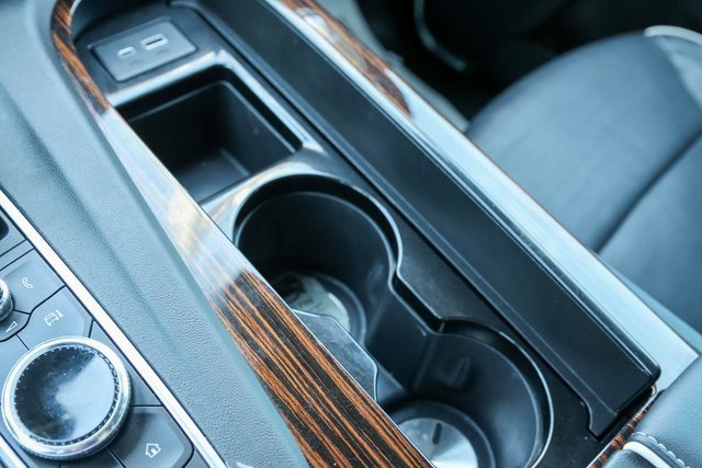 2022 Cadillac Escalade Premium Luxury photo 28