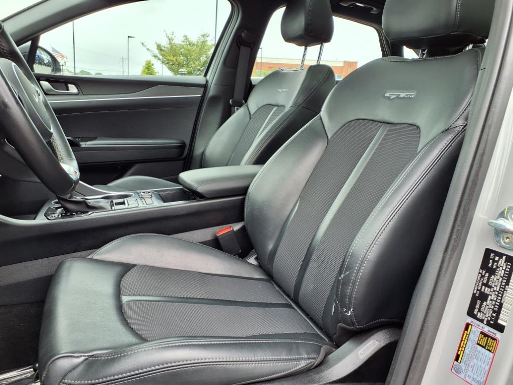 2022 Kia K5 GT-Line photo 4