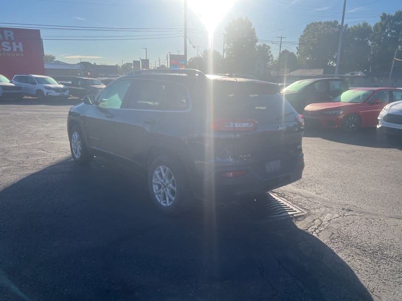 2018 Jeep Cherokee Latitude photo 4