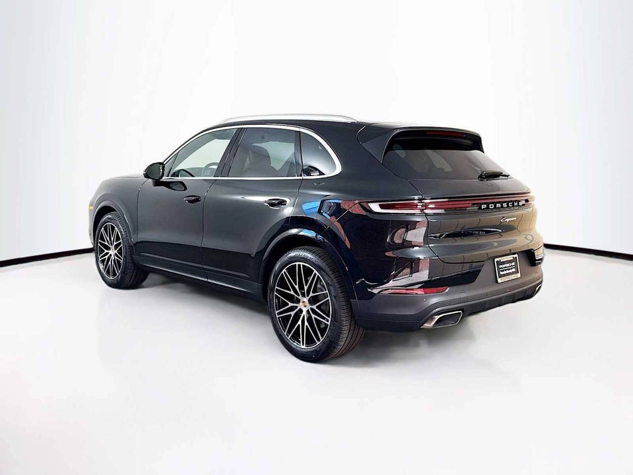 2026 Porsche Cayenne photo 3