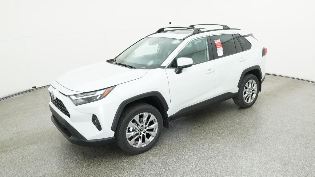 2025 Toyota RAV4 XLE Premium's photo