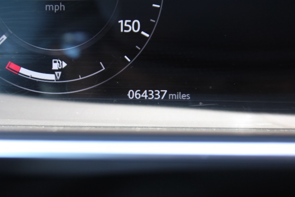2020 Land Rover Range Rover HSE photo 18