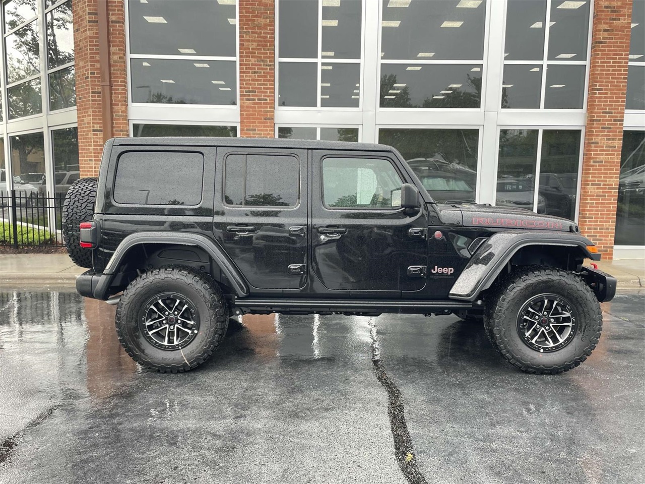 2025 Jeep Wrangler Rubicon X photo 8