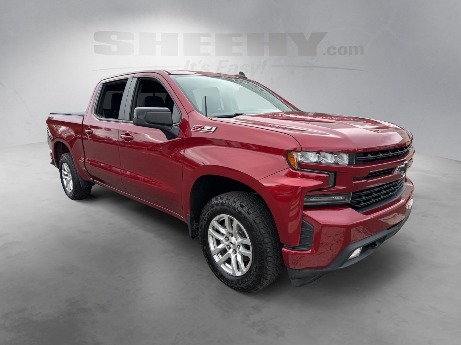 2020 Chevrolet Silverado 1500 RST photo 2