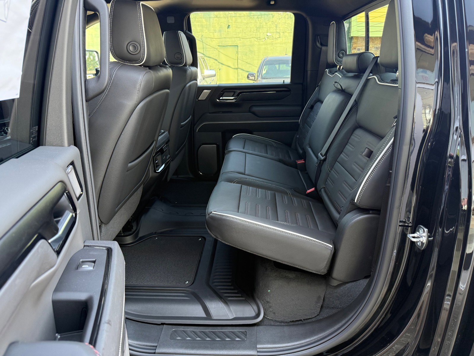 2026 Gmc Sierra 2500 HD AT4X photo 15