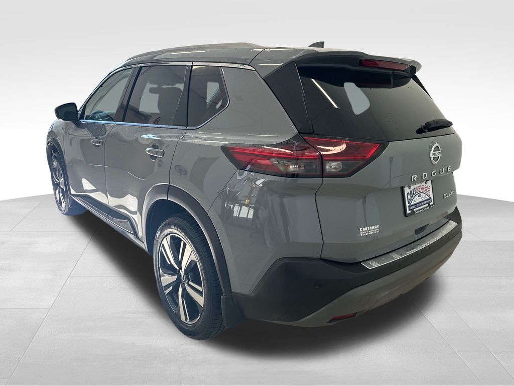 2021 Nissan Rogue SL photo 4