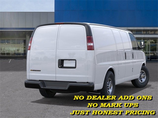 2025 Chevrolet Express Cargo 2500 photo 4
