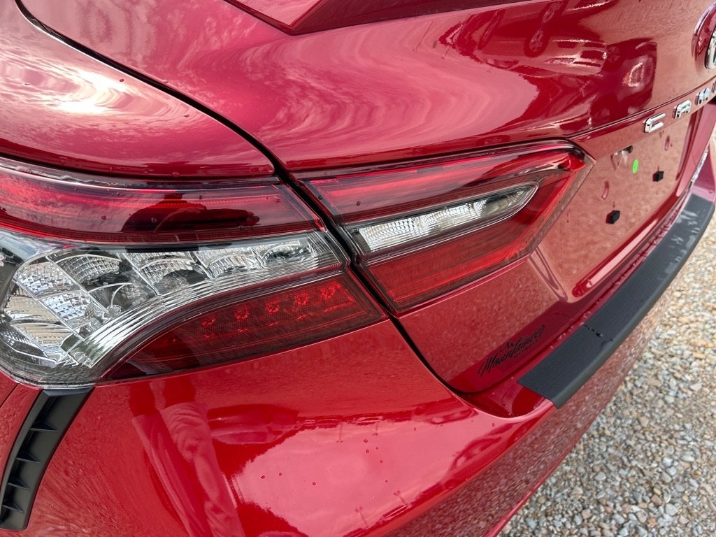 2024 Toyota Camry Hybrid XSE photo 24