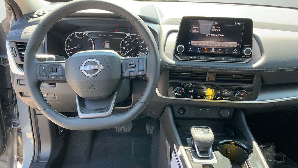 2026 Nissan Rogue SV photo 12