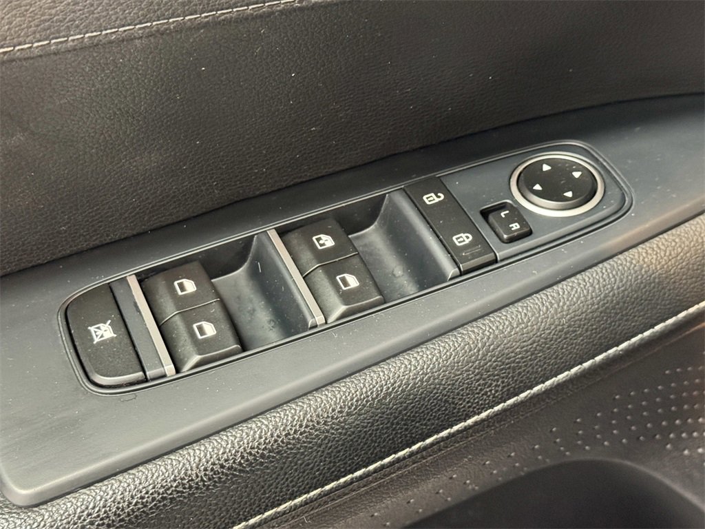 2020 Kia Forte GT-Line photo 41