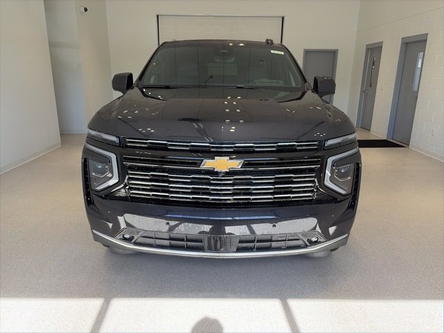 2026 Chevrolet Tahoe High Country photo 2