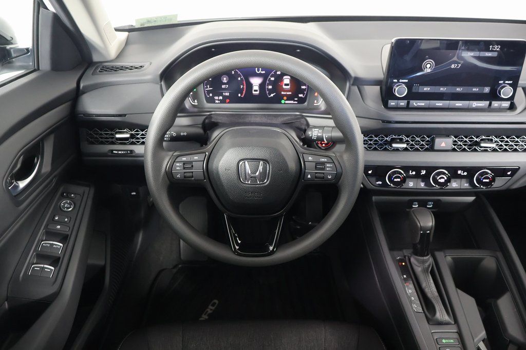 2025 Honda Accord 1.5T SE photo 3