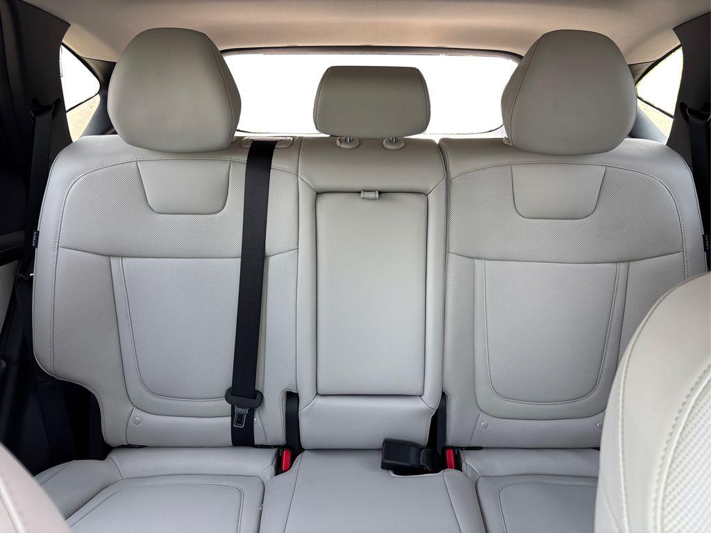 2025 Hyundai Tucson Hybrid SEL Convenience photo 9