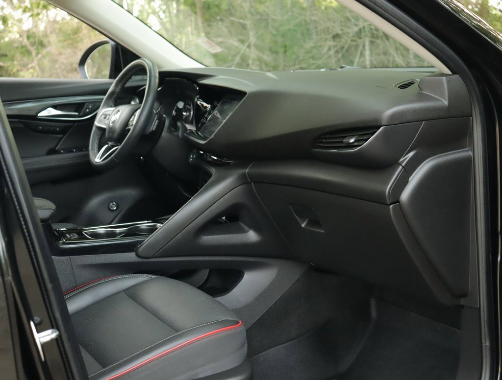 2023 Buick Envision Essence photo 28