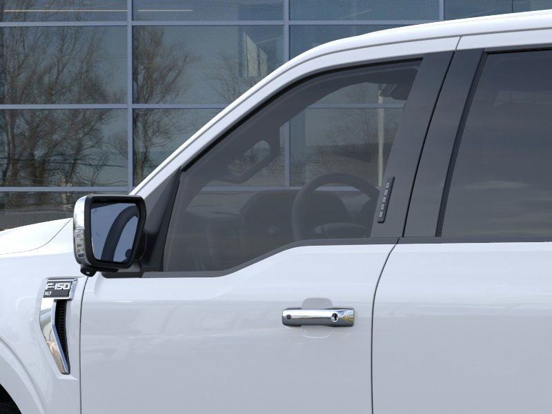 2024 Ford F-150 XLT photo 19