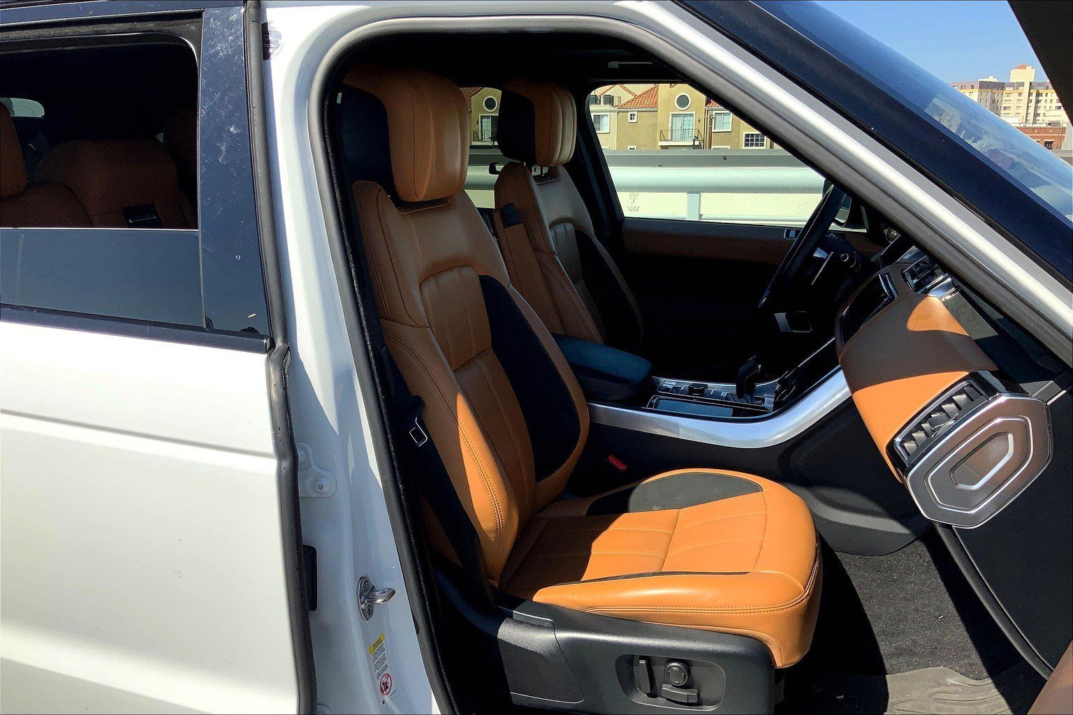 2020 Land Rover Range Rover Sport HSE Dynamic photo 6