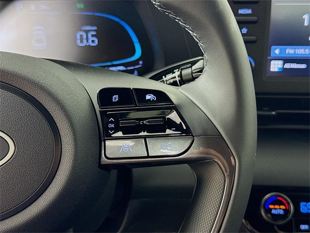2025 Hyundai Elantra SEL Sport photo 13