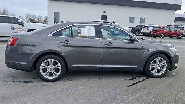 Used 2018 Ford Taurus SEL with VIN 1FAHP2E86JG102930 for sale in Gilbertsville, PA