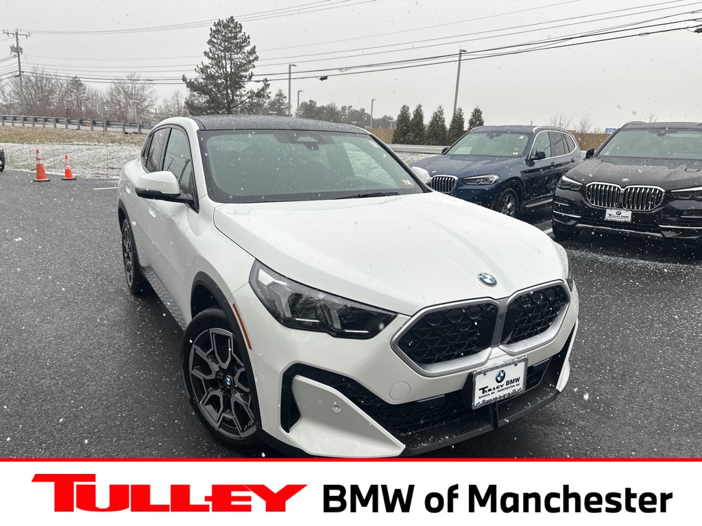 2025 BMW X2 28i's photo