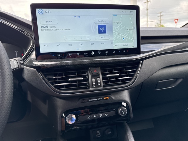 2026 Ford Escape ST-Line photo 32