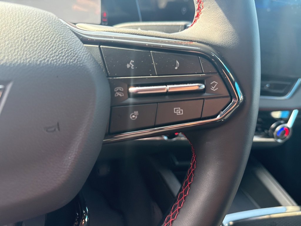 2025 Chevrolet Equinox RS photo 22