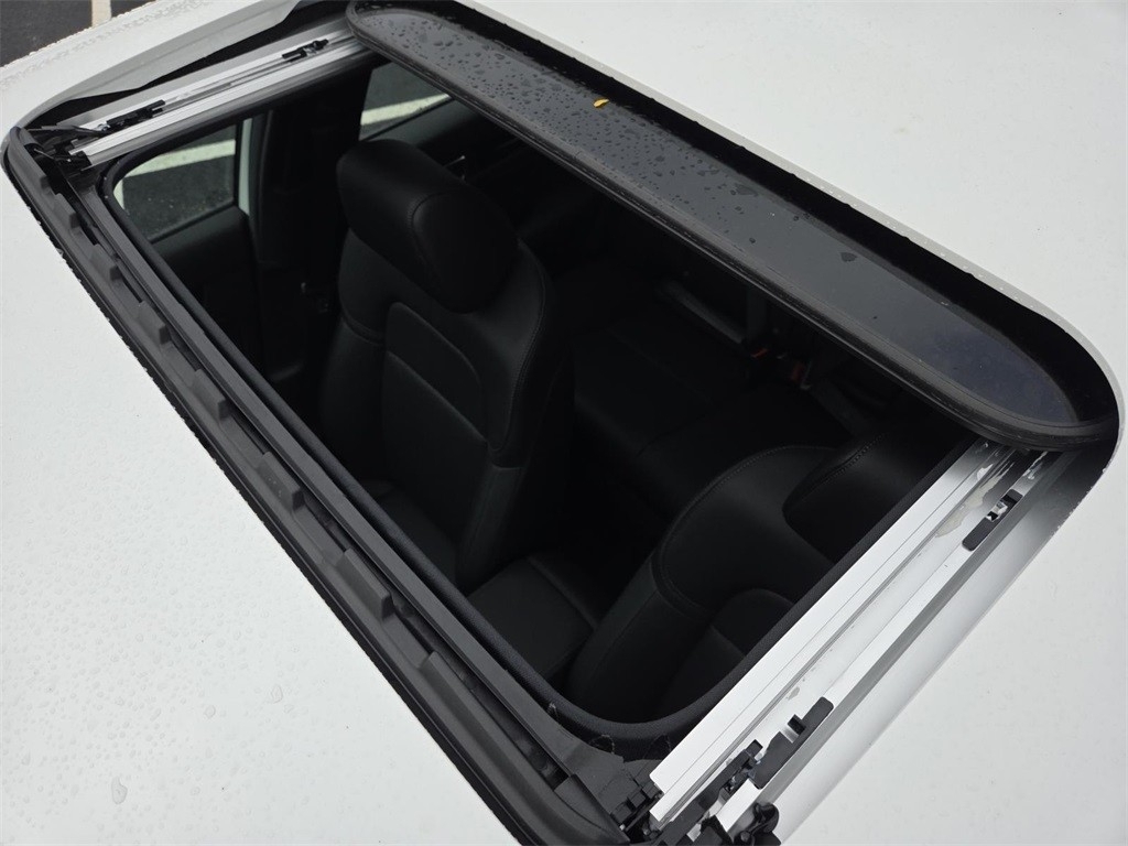 2026 Honda Civic Hybrid Sport Touring photo 2