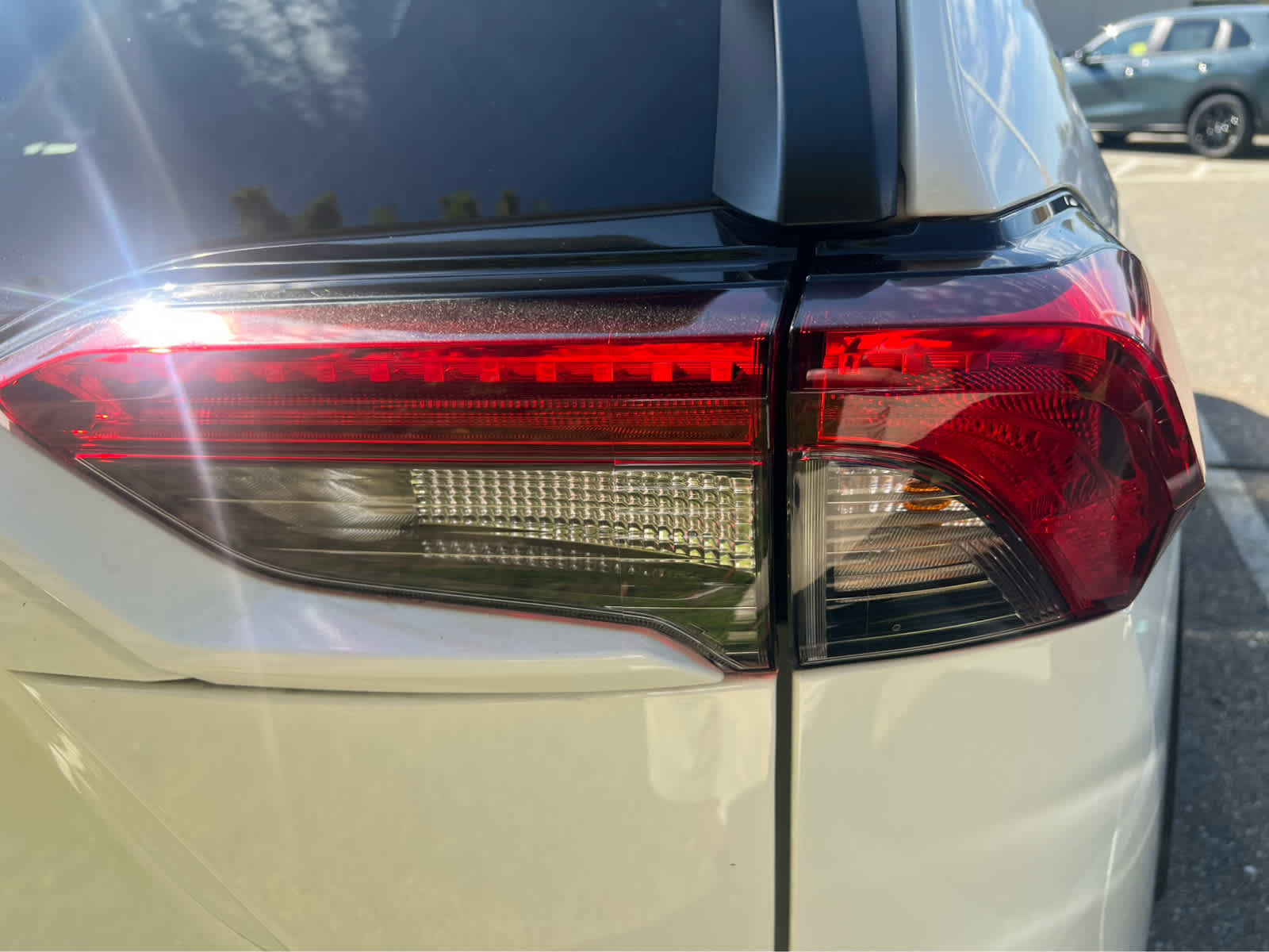 2024 Toyota RAV4 LE photo 4