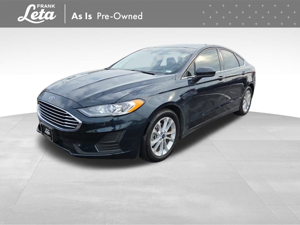 2020 Ford Fusion SE's photo