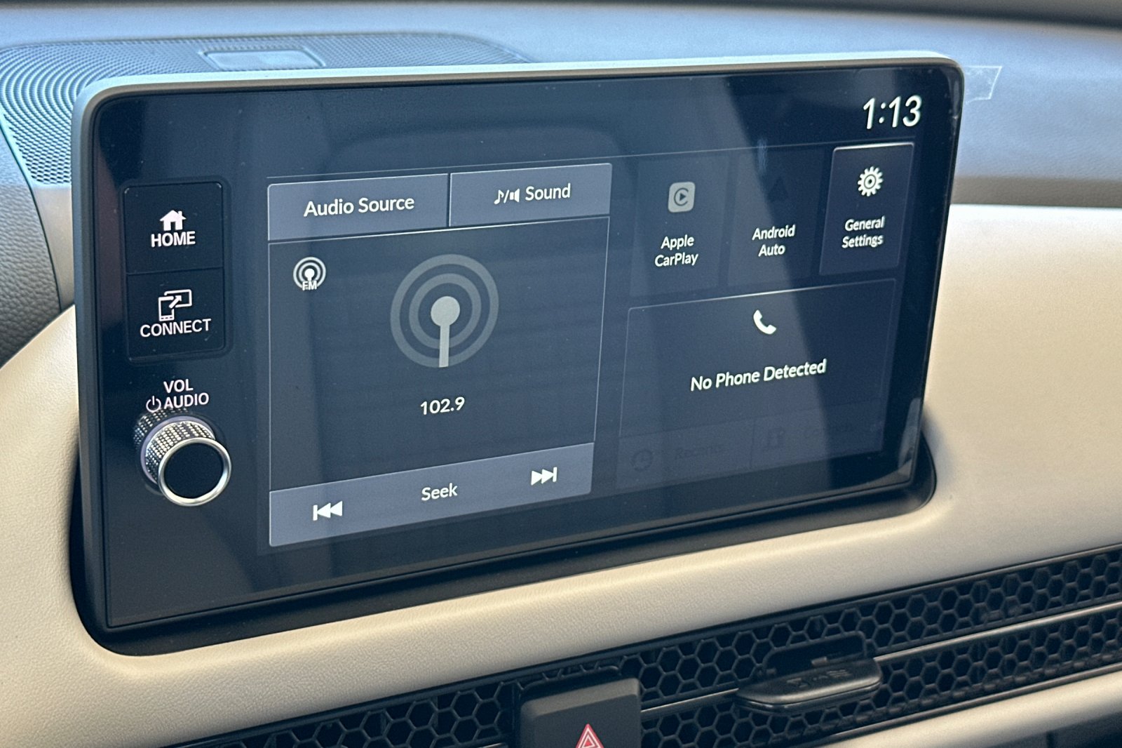2026 Honda HR-V LX photo 19