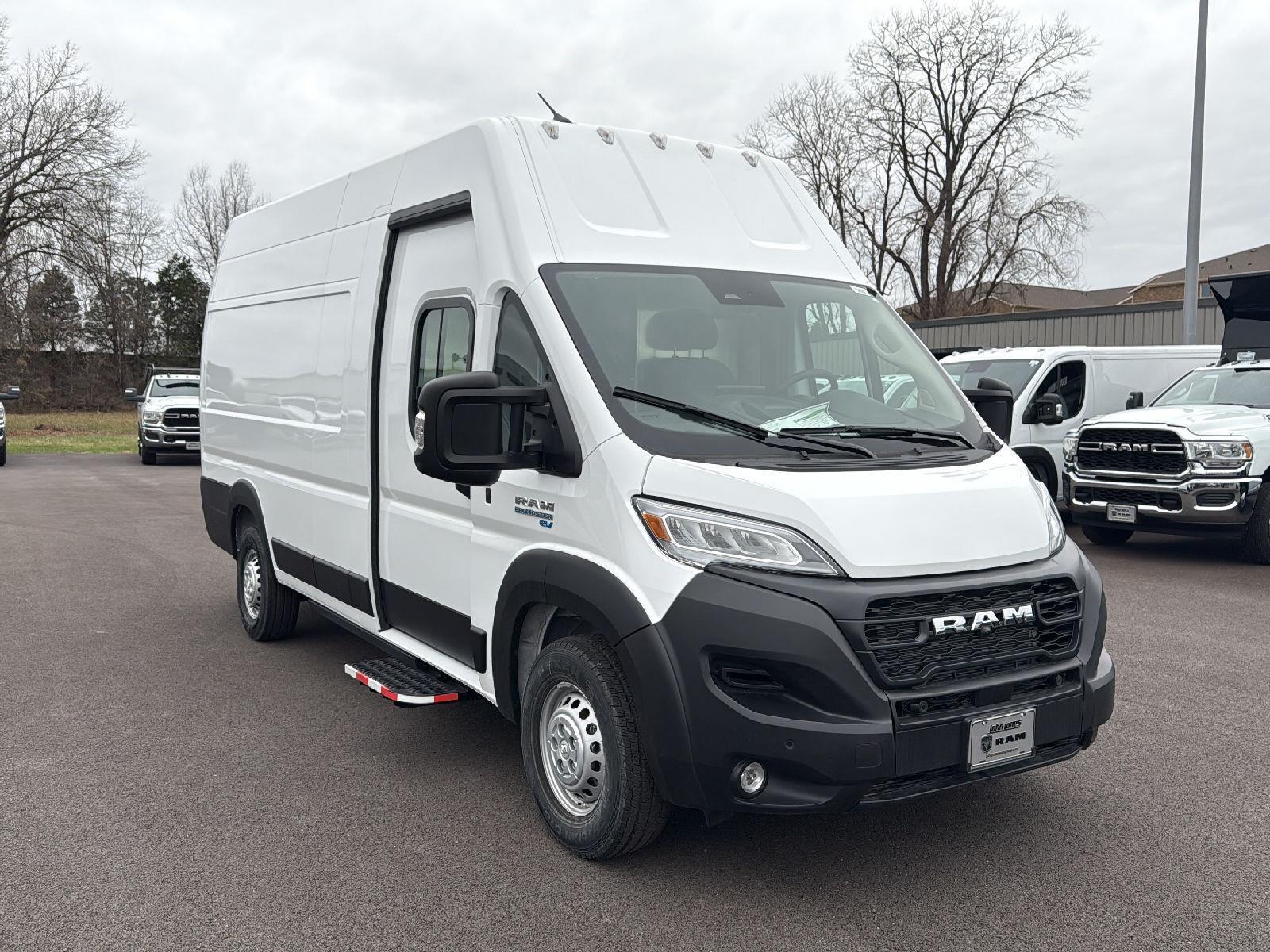 2024 Ram ProMaster 3500 photo 2