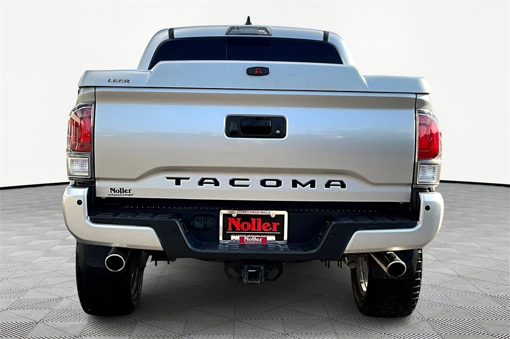 2023 Toyota Tacoma TRD Sport photo 4