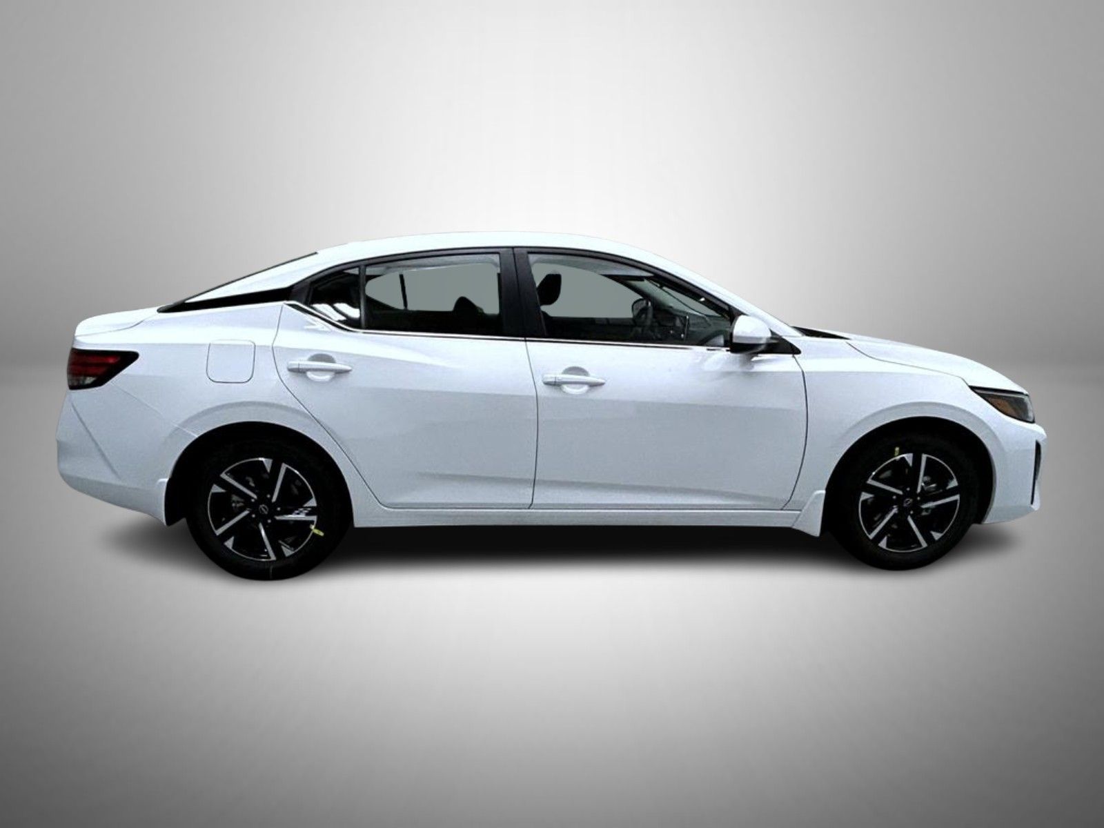 2025 Nissan Sentra SV photo 4