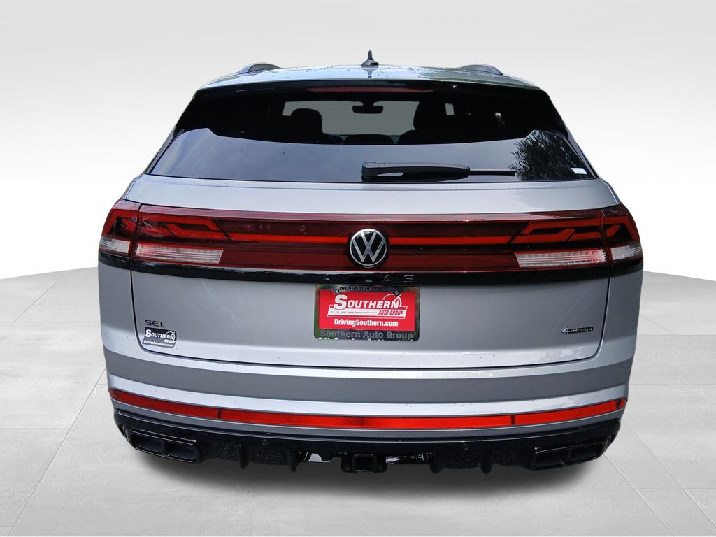 2026 Volkswagen Atlas Cross Sport SEL R-Line photo 4