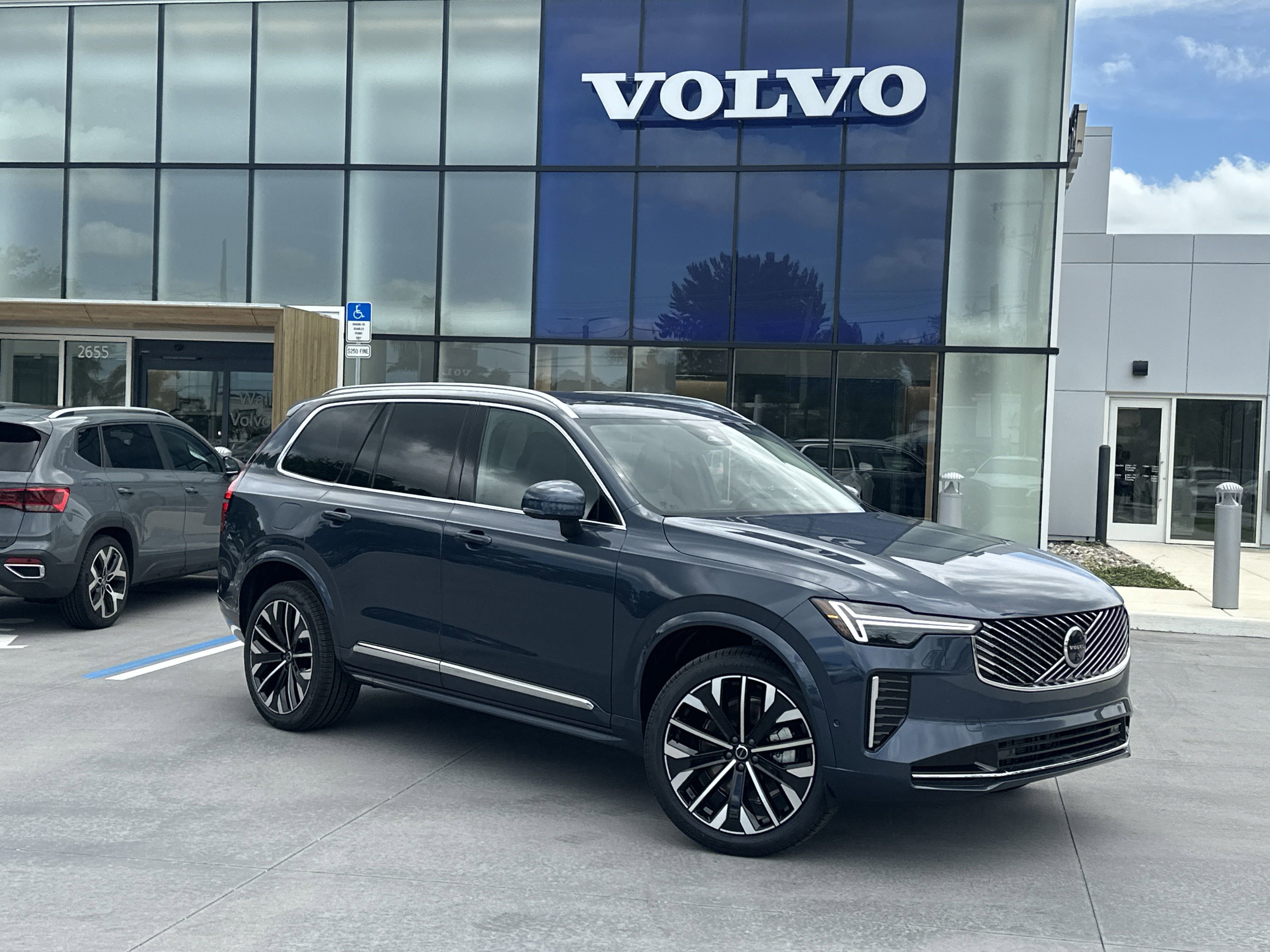 2026 Volvo XC90 Ultra's photo