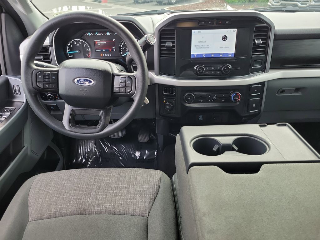 2023 Ford F-150 XLT photo 3